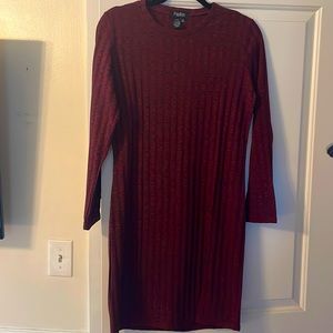 Papillon long sleeve dress with slit